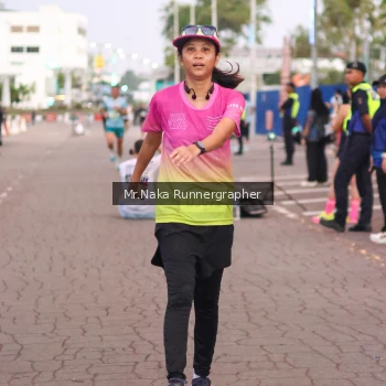 Runner Photo 1568100