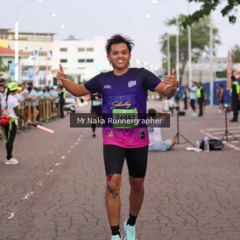 Runner Photo 1568117