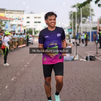 Runner Photo 1568122