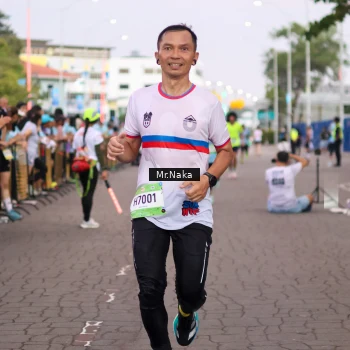 Runner Photo 1568162