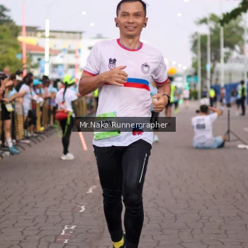 Runner Photo 1568165