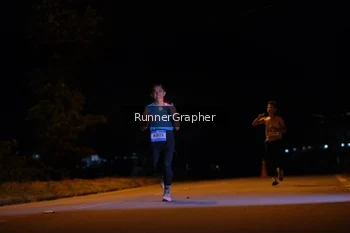 Runner Photo 1568215