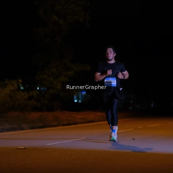 Runner Photo 1568234