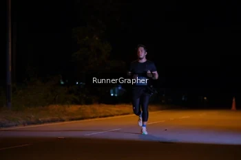Runner Photo 1568238