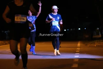 Runner Photo 1568816