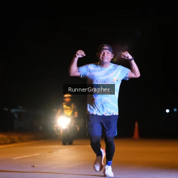 Runner Photo 1568837