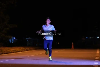 Runner Photo 1569015