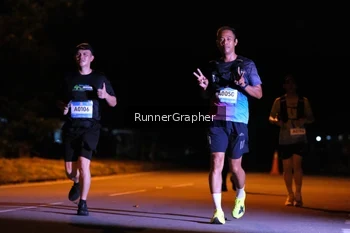 Runner Photo 1569093