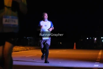 Runner Photo 1569101