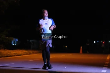 Runner Photo 1569109
