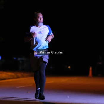 Runner Photo 1569112