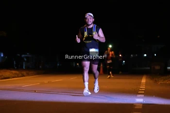 Runner Photo 1569169