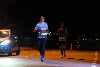 Runner Photo 1569222