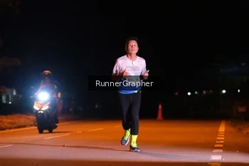 Runner Photo 1569261
