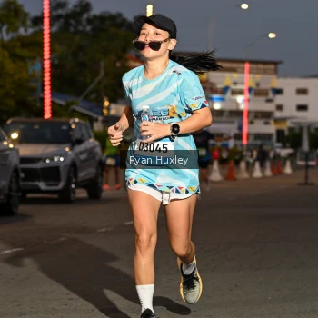 Runner Photo 1569701