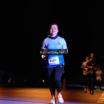 Runner Photo 1569865