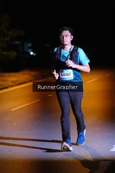 Runner Photo 1569935