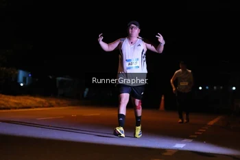 Runner Photo 1570163