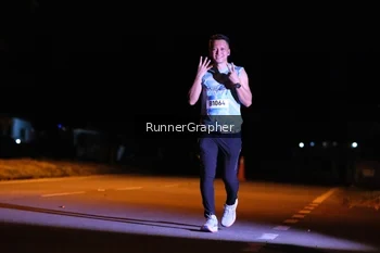 Runner Photo 1570172