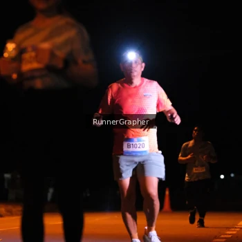 Runner Photo 1570449