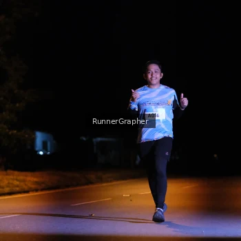 Runner Photo 1570474