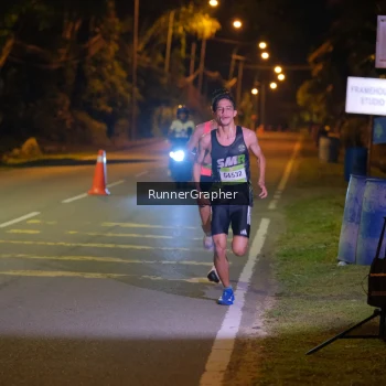 Runner Photo 1570507