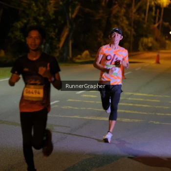 Runner Photo 1570616