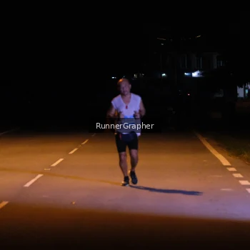 Runner Photo 1570663