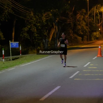 Runner Photo 1570664