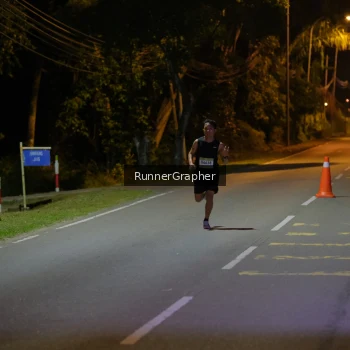 Runner Photo 1570665