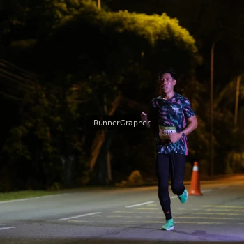Runner Photo 1570754