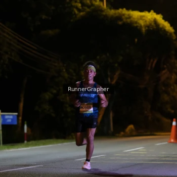 Runner Photo 1570773