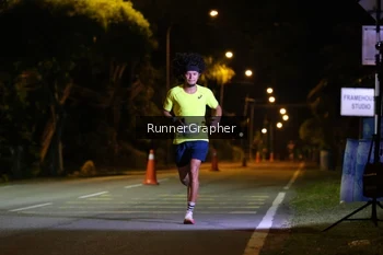 Runner Photo 1570872