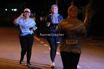 Runner Photo 1571071