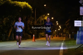 Runner Photo 1571082
