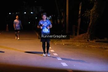 Runner Photo 1571087