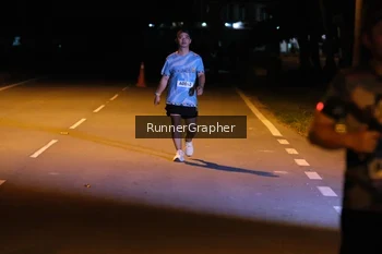 Runner Photo 1571121
