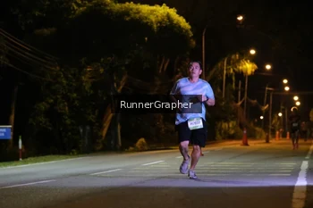 Runner Photo 1571124