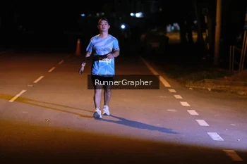 Runner Photo 1571134