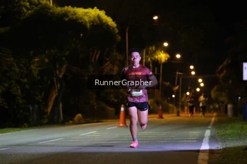 Runner Photo 1571144
