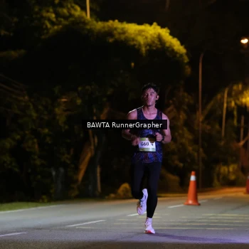 Runner Photo 1571171