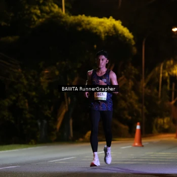 Runner Photo 1571174