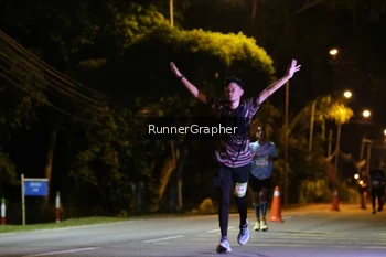 Runner Photo 1571244