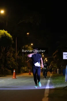 Runner Photo 1571338