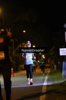 Runner Photo 1571351