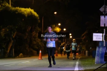 Runner Photo 1571354