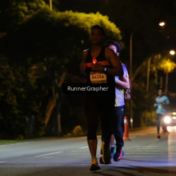 Runner Photo 1571532