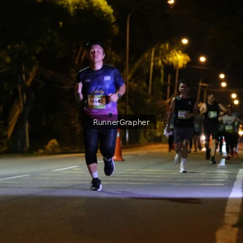 Runner Photo 1571538
