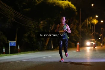 Runner Photo 1571555