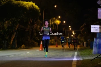 Runner Photo 1571559